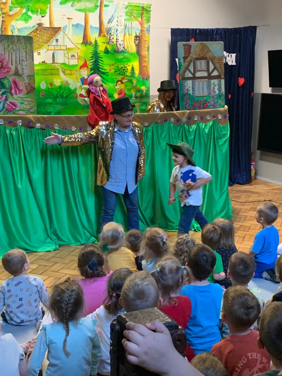 cc1a54a5 b9a7 4d6e 947c 72874fce028b